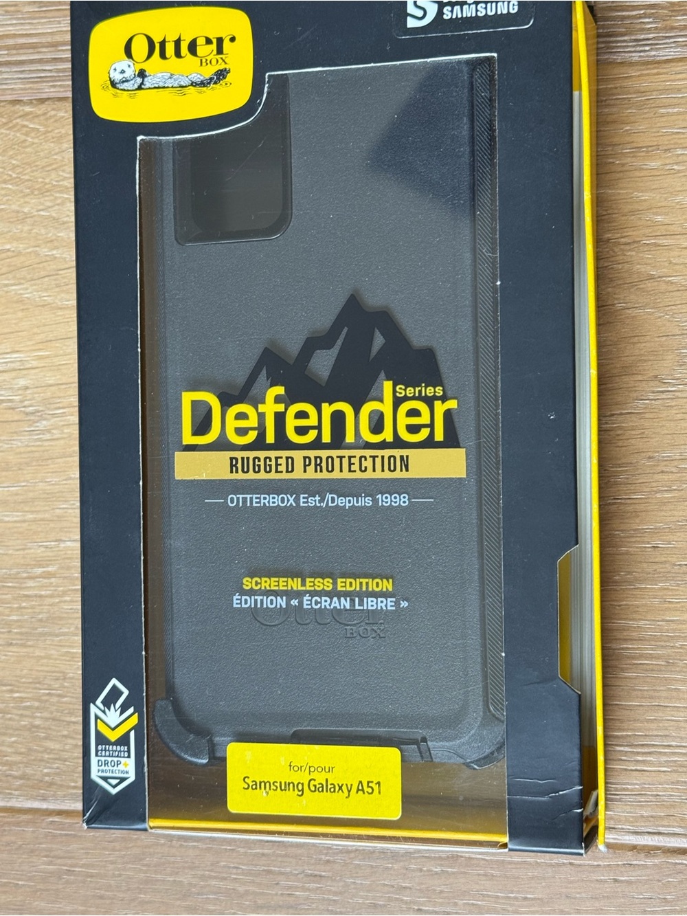 New OtterBox Defender Series Rugged Case for Samsung Galaxy A51 - Black
